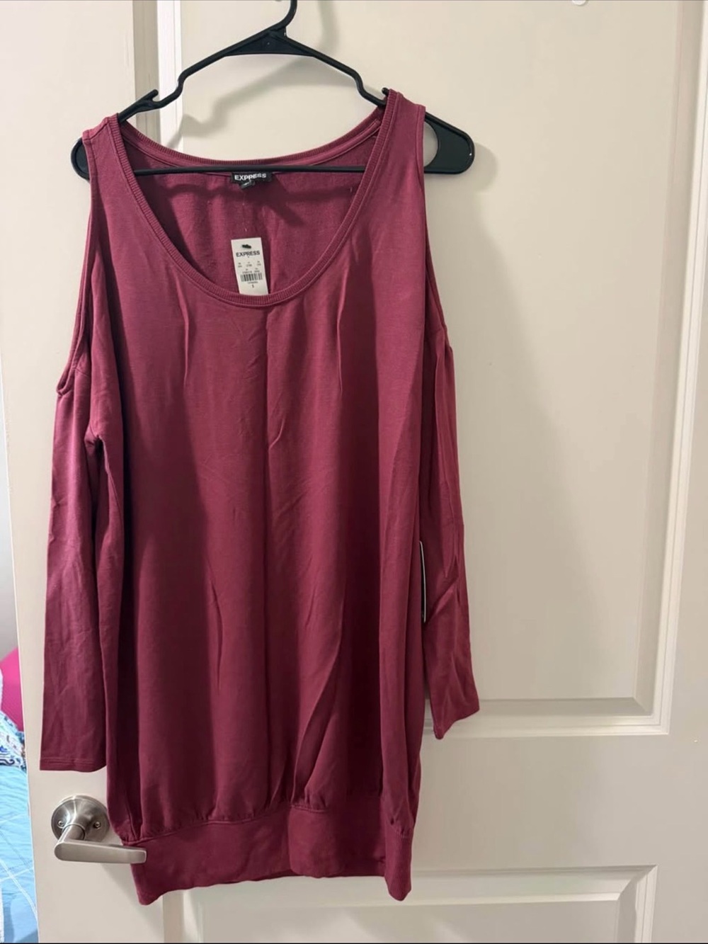 Express Women's Cold-Shoulder Long Sleeve Top - Burgundy